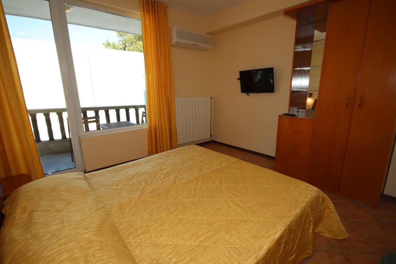 Hotel Continental - Half Board Kiten  Buitenkant foto