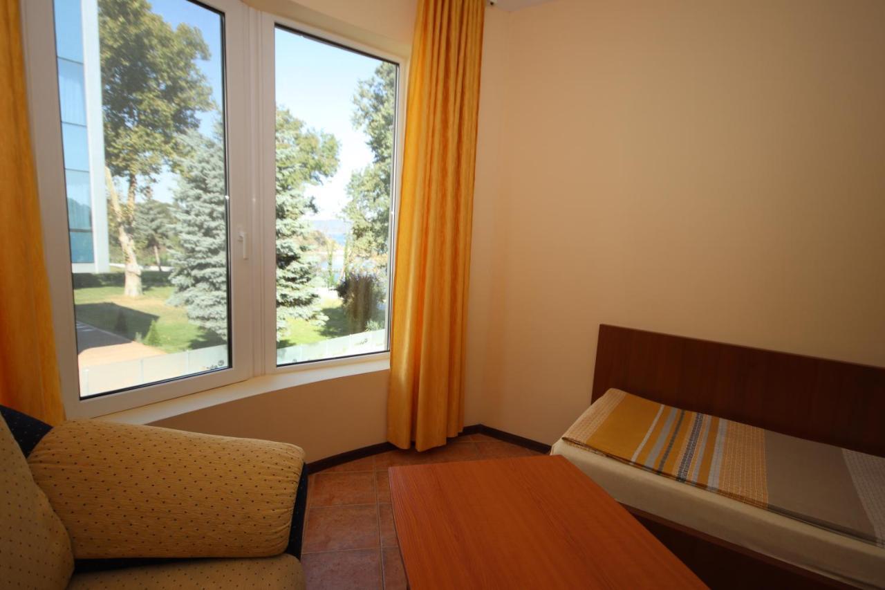 Hotel Continental - Half Board Kiten  Buitenkant foto